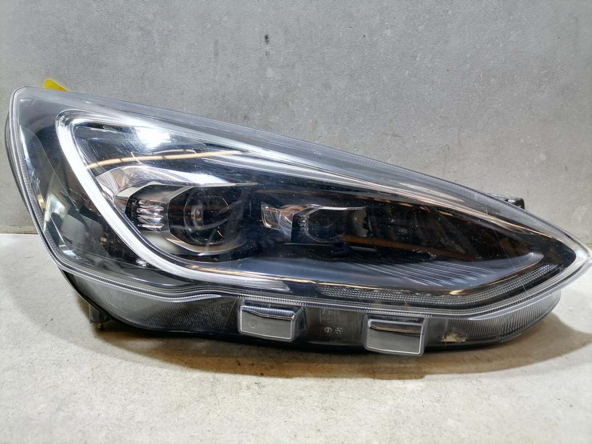 Ford Focus 4 original LED Scheinwerfer vorn rechts Bj.2018 Ford Focus 4 original LED Scheinwerfer vorn rechts Bj.2018